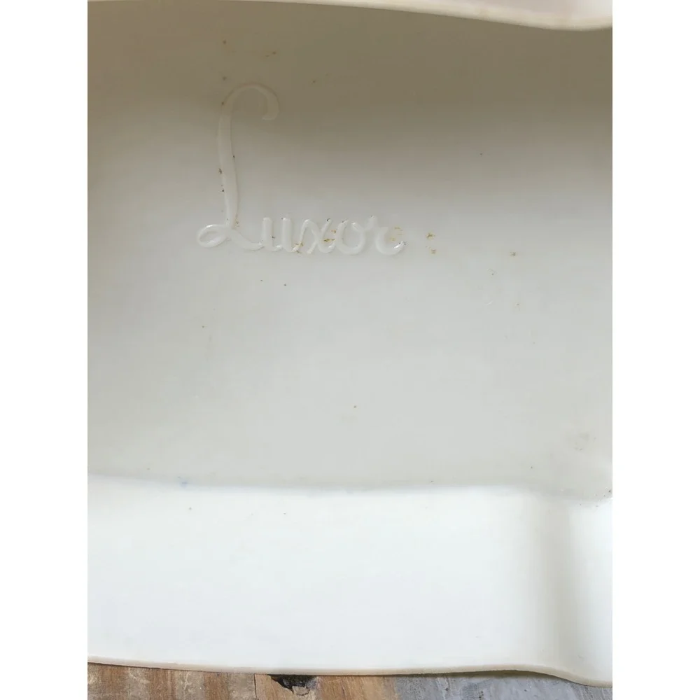 Set (2) Vintage LUXOR Vanity Trinket Dresser Boxes Cameo Design Molded Plastic